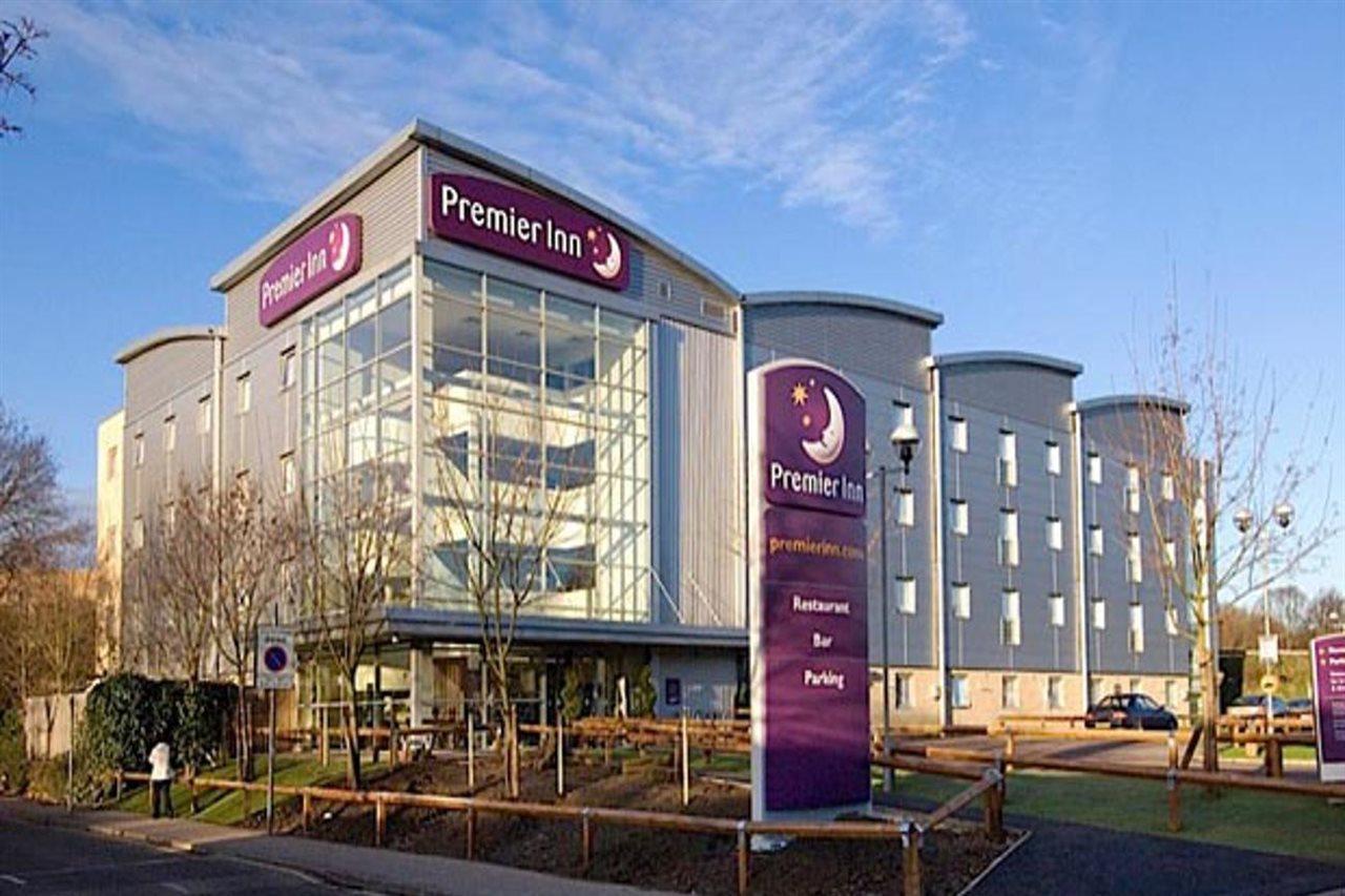 Premier Inn Watford Central 外观 照片