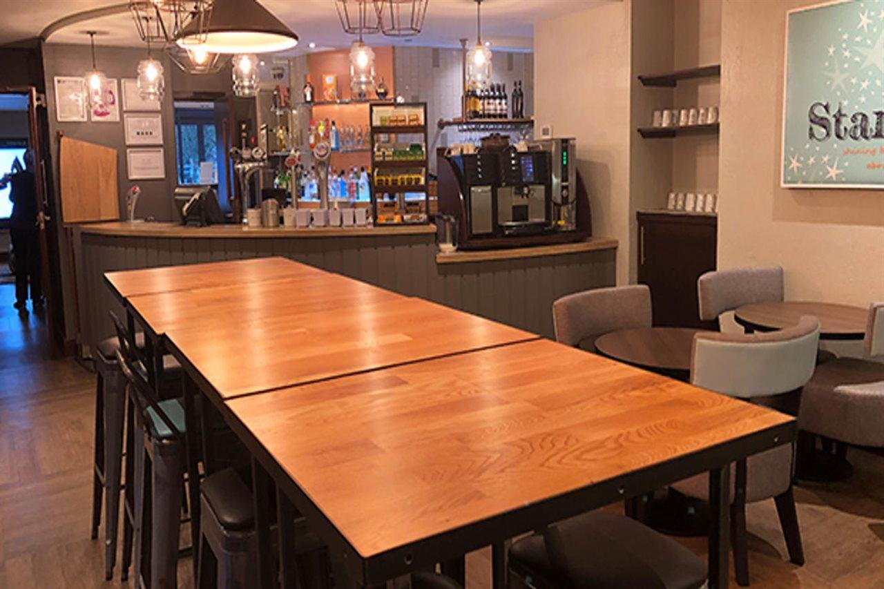 Premier Inn Watford Central 外观 照片