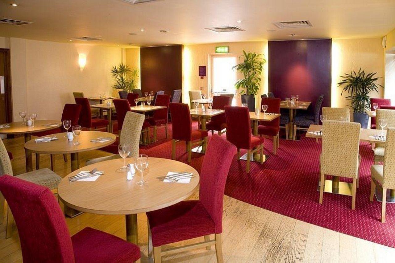 Premier Inn Watford Central 外观 照片