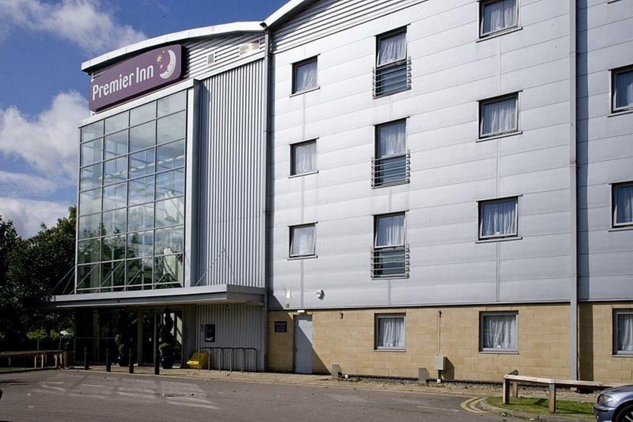 Premier Inn Watford Central 外观 照片