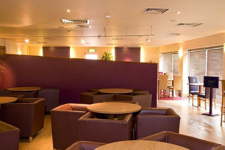 Premier Inn Watford Central 外观 照片