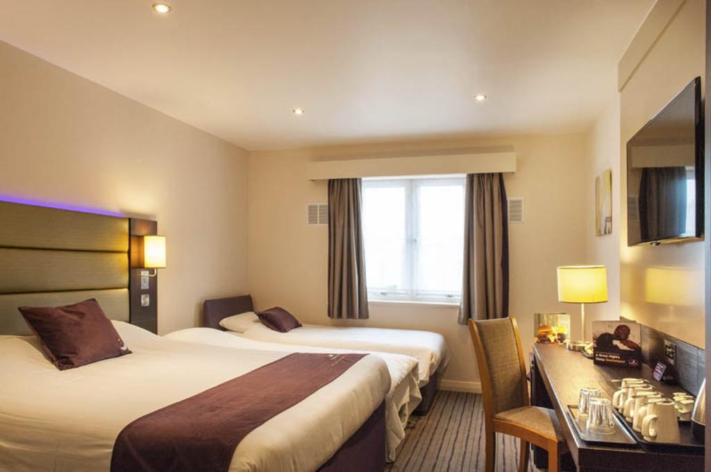 Premier Inn Watford Central 外观 照片