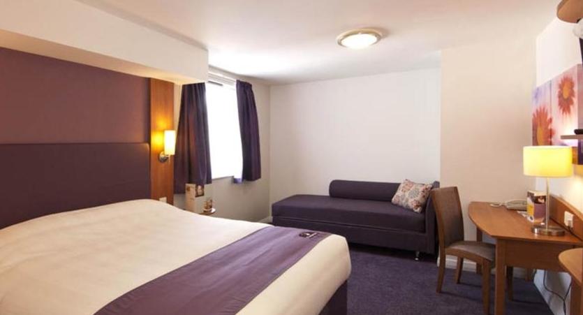 Premier Inn Watford Central 外观 照片